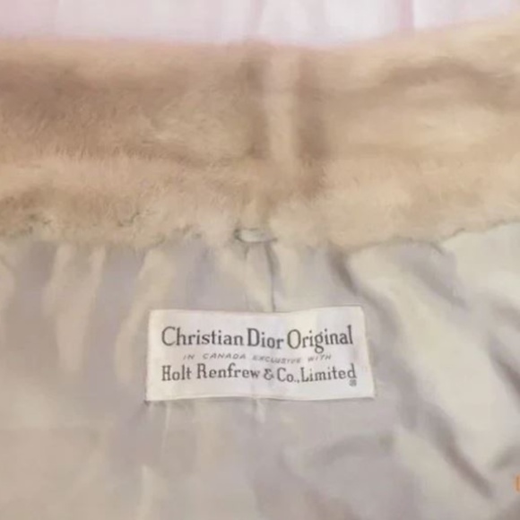 Christian Dior Original Vintage Blonde Mink Fur Wrap -  Holt Renfrew - Stunning - Picture 15 of 15